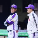 䴺