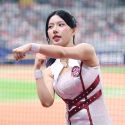 䴺