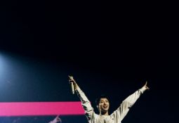 ����̹���